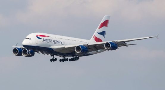 Heathrow tops 80m passengers as runway plan nears crunch