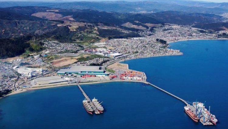 DP World offers $502m to buy chile ports operator Pulogsa